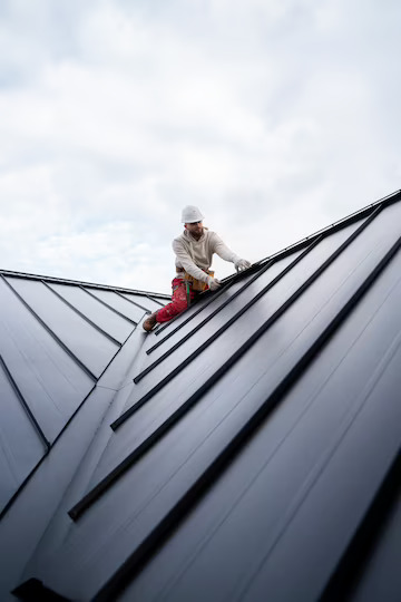 full-shot-construction-worker-roof_23-2149343669